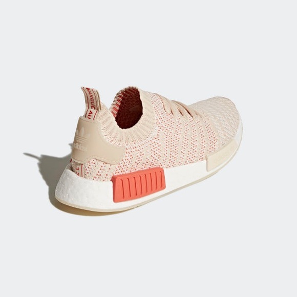 stlt primeknit shoes